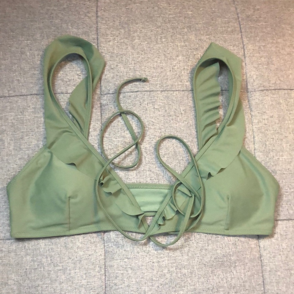 NWOT! Aerie Green Ruffle Bikini Top!